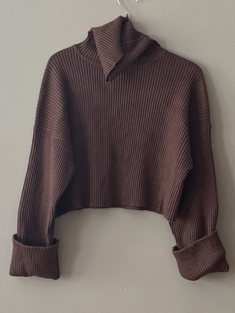 FOREVER 21 Ribbed Cropped Turtleneck Sweater in Brown Size Large